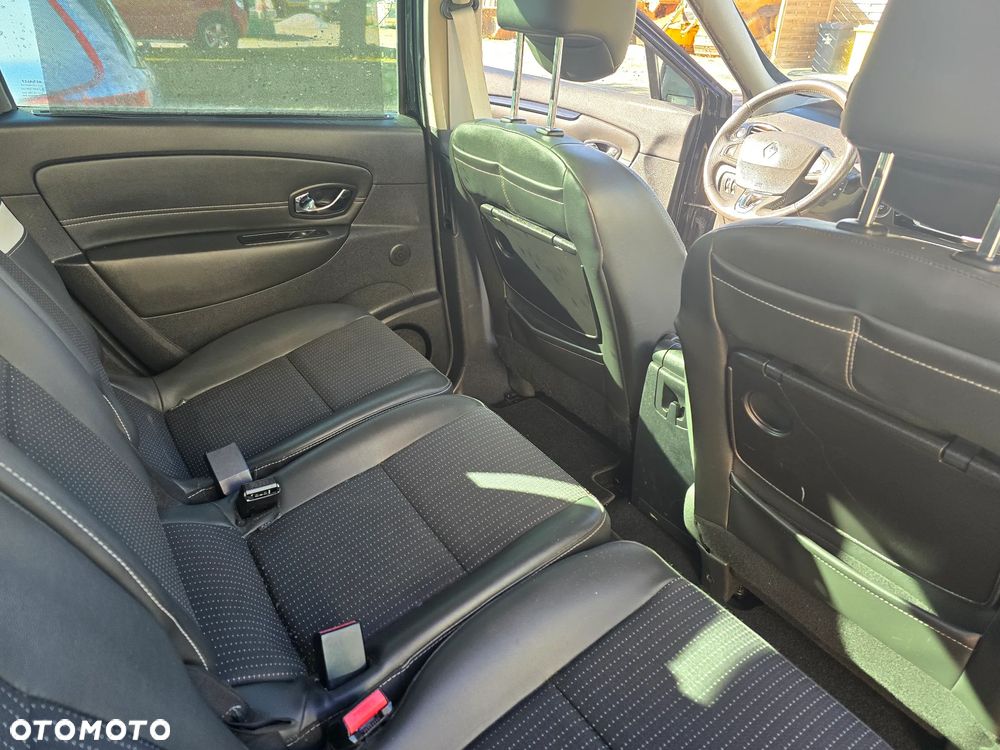Renault Grand Scenic - 20