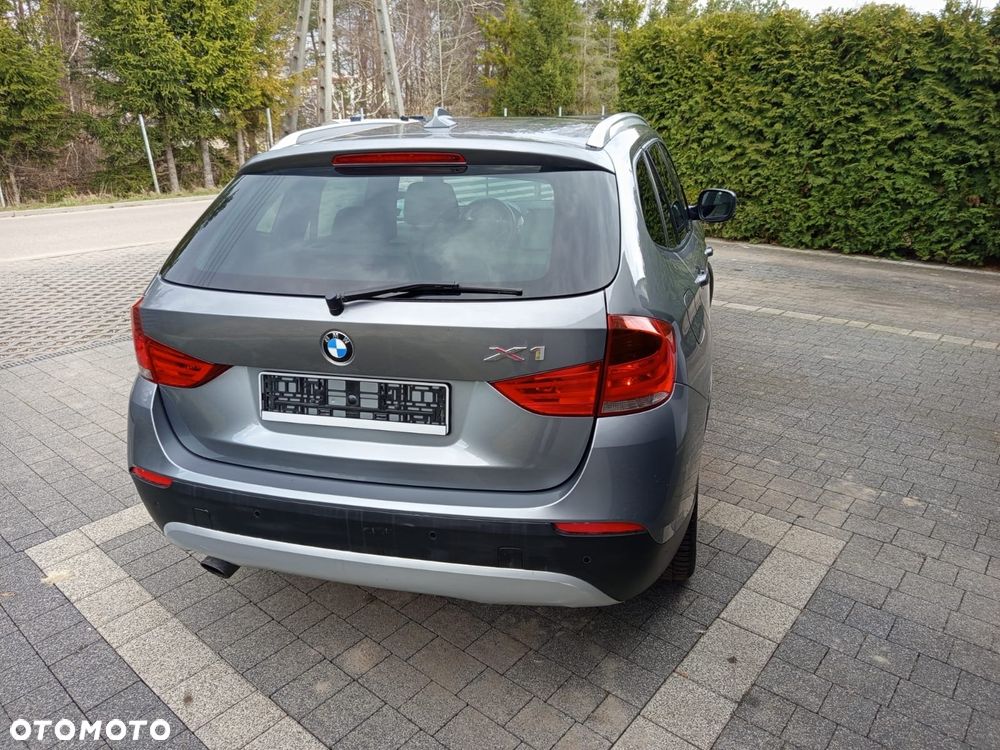 BMW X1 xDrive20d - 12