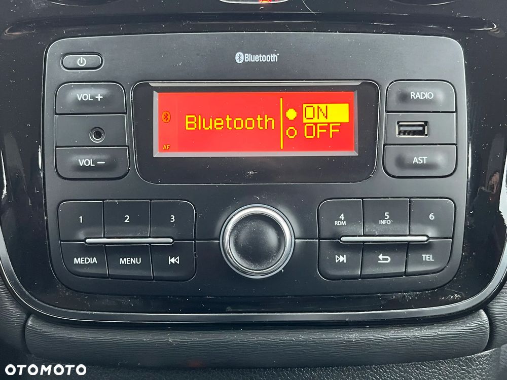 Dacia Lodgy 1.6 SCe Laureate S&S - 16