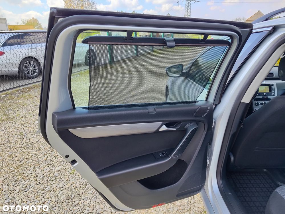 Volkswagen Passat 2.0 TDI Comfortline - 19