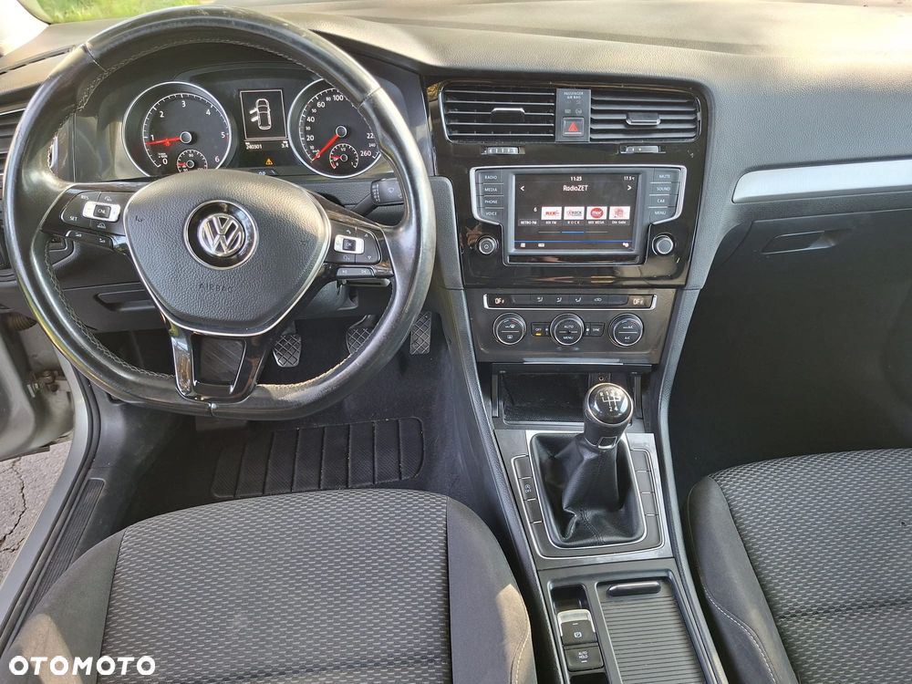 Volkswagen Golf 1.6 TDI (BlueMotion Technology) Comfortline - 14