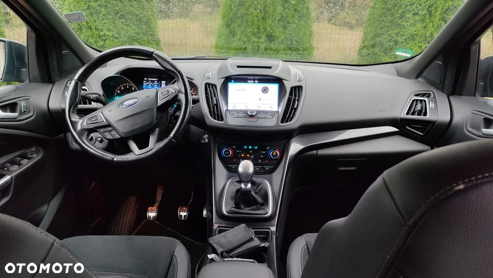 Ford Kuga 1.5 EcoBoost 2x4 ST-Line - 7