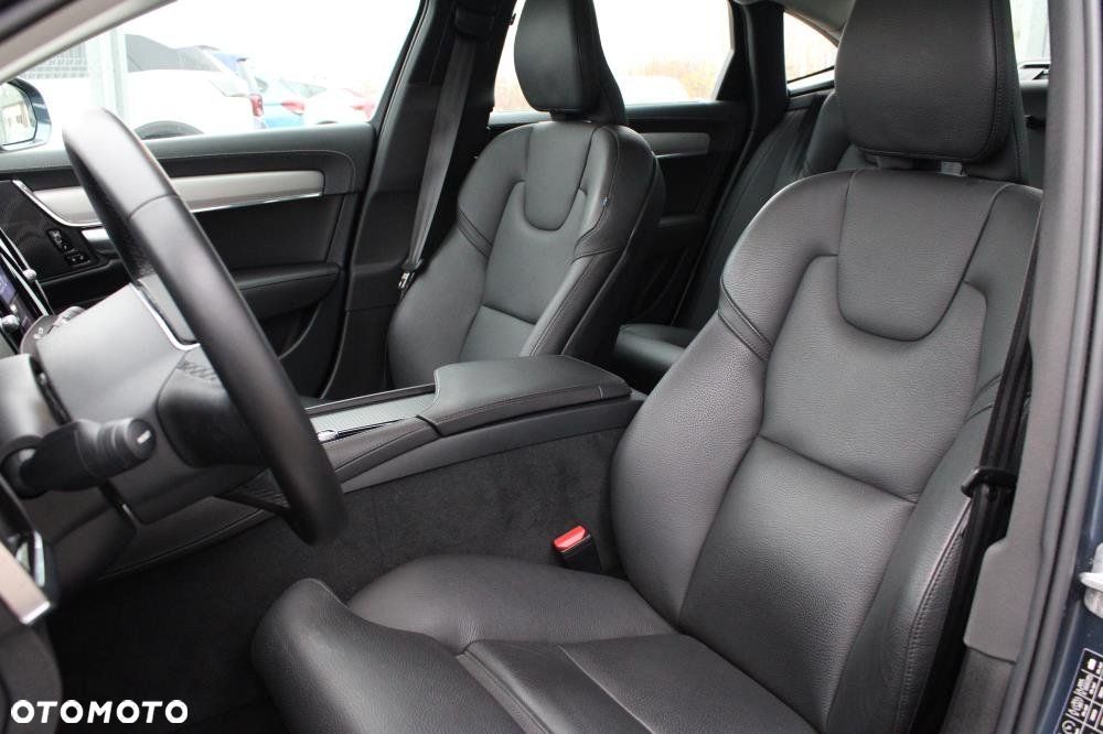 Volvo S90 - 12
