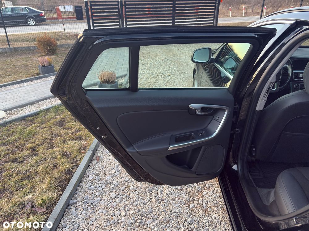 Volvo V60 - 22