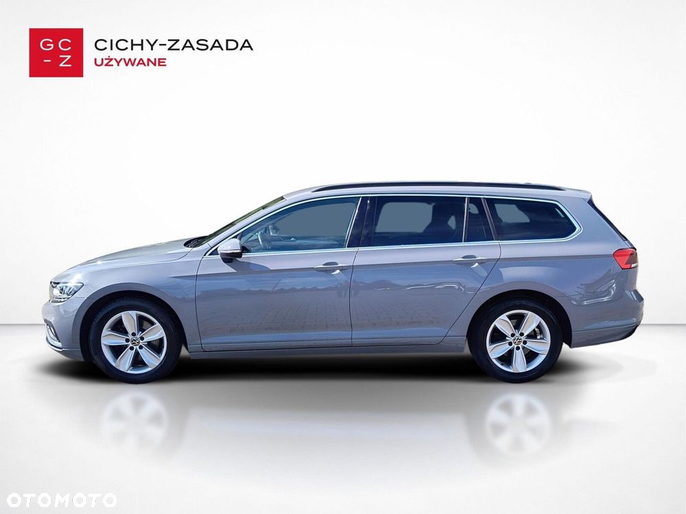 Volkswagen Passat - 2