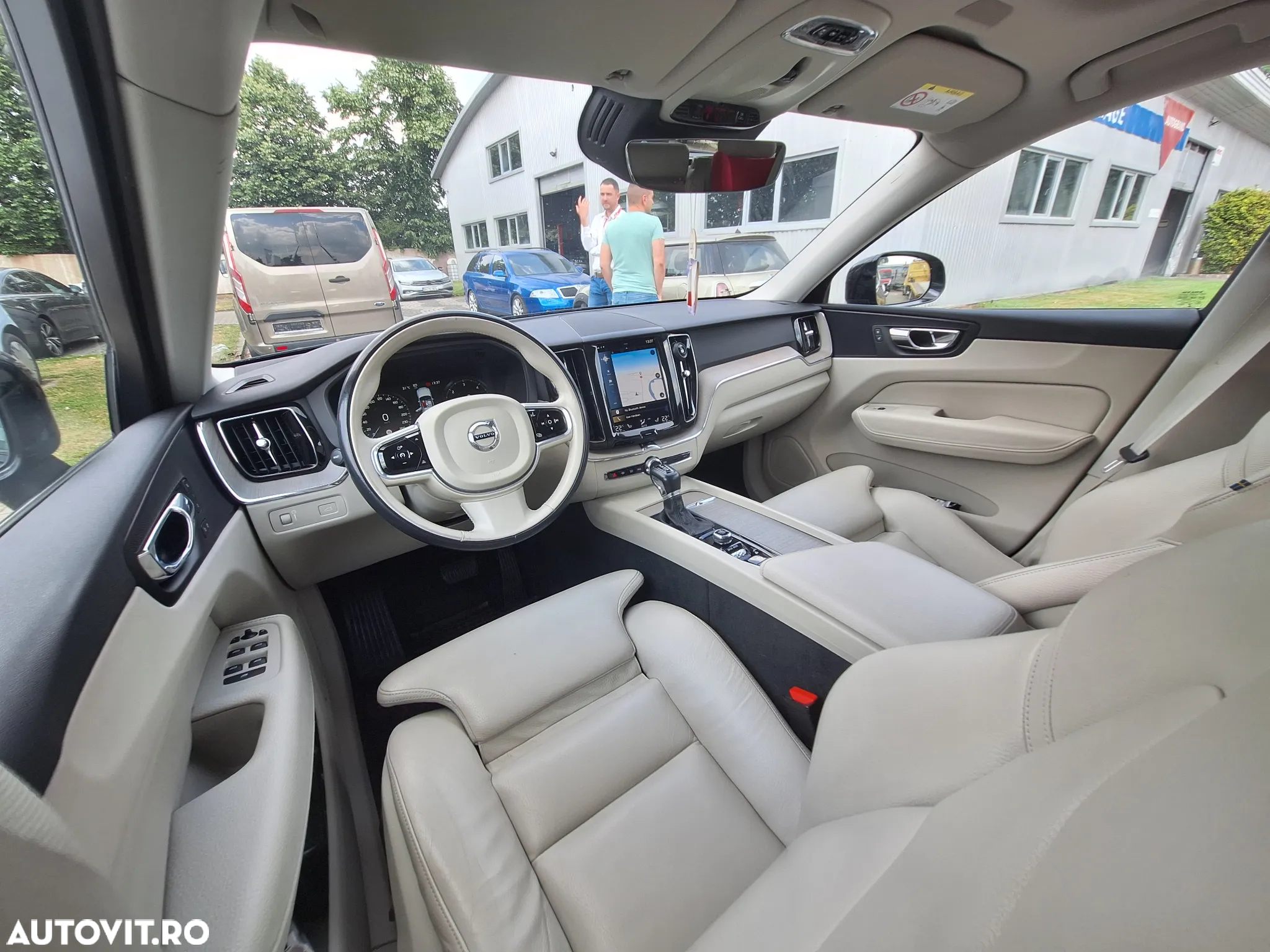 Volvo XC 60 D5 AWD Inscription - 12