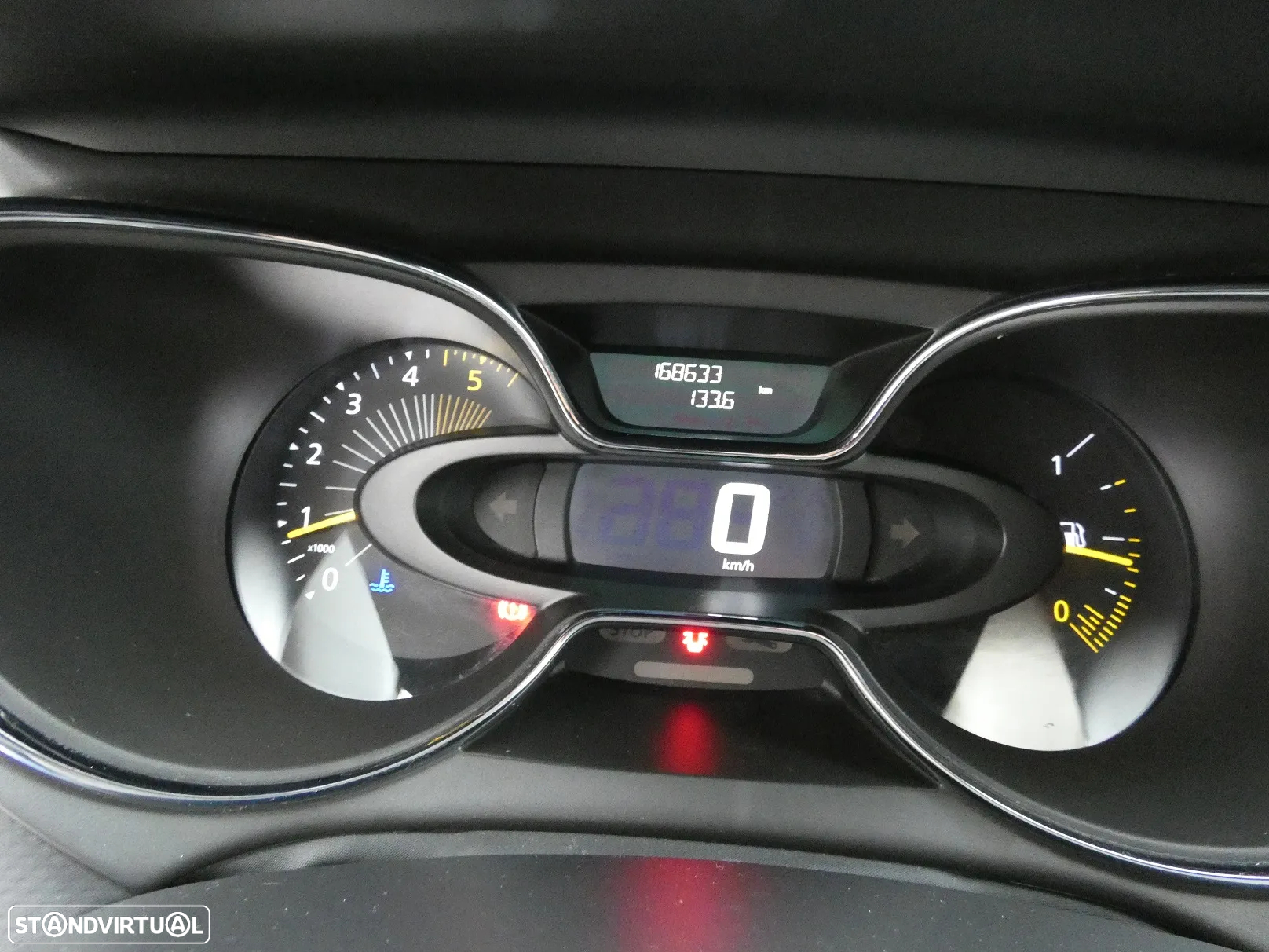Renault Captur ENERGY dCi 90 S&S Luxe - 25