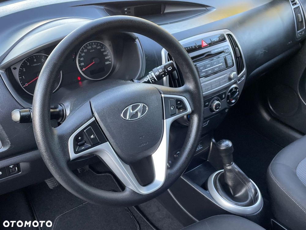 Hyundai i20 - 8