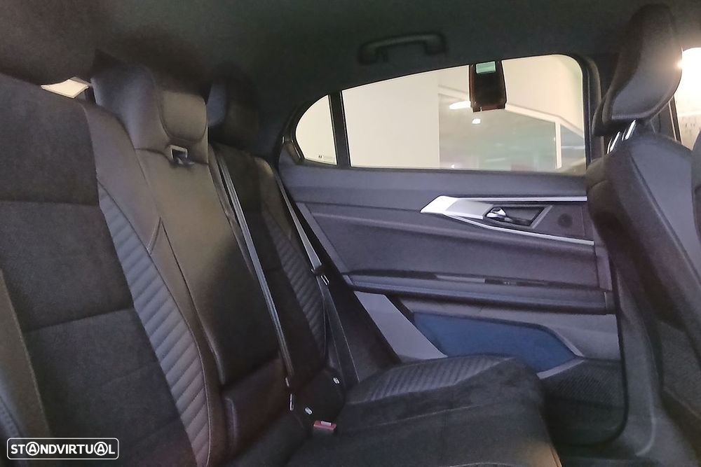 Renault Rafale 1.2 Hyper Hybrid E-Tech Esprit Alpine - 10