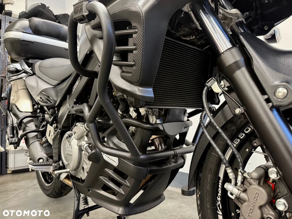 Suzuki V-STROM - 14