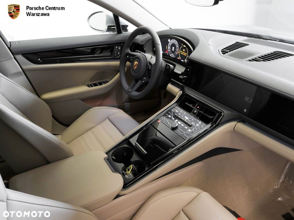 Porsche Panamera - 10
