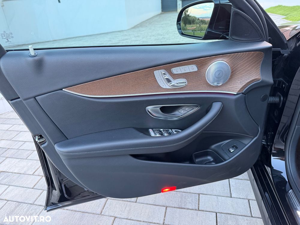 Mercedes-Benz E 400 d 4MATIC 9G-TRONIC AMG Line - 11