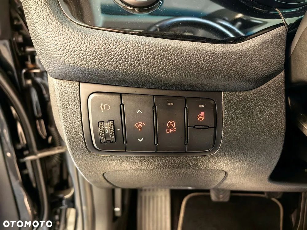 Kia Ceed Cee'd 1.6 GDI L Business Line - 16