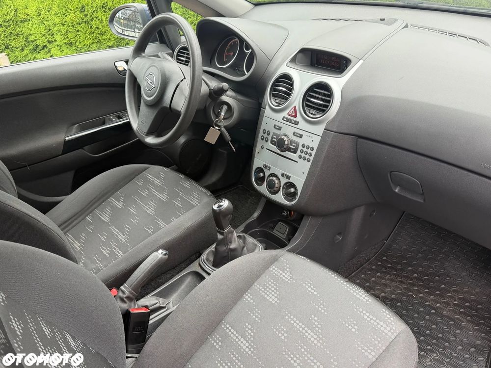 Opel Corsa 1.4 16V Edition - 15