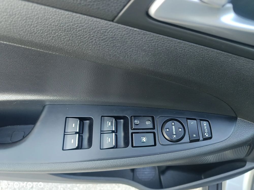 Hyundai Tucson - 9