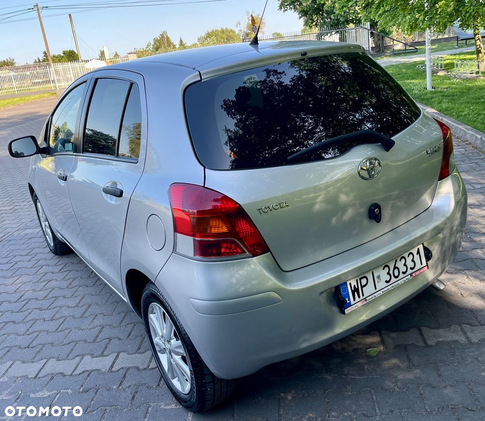 Toyota Yaris 1.0 Luna A/C - 7