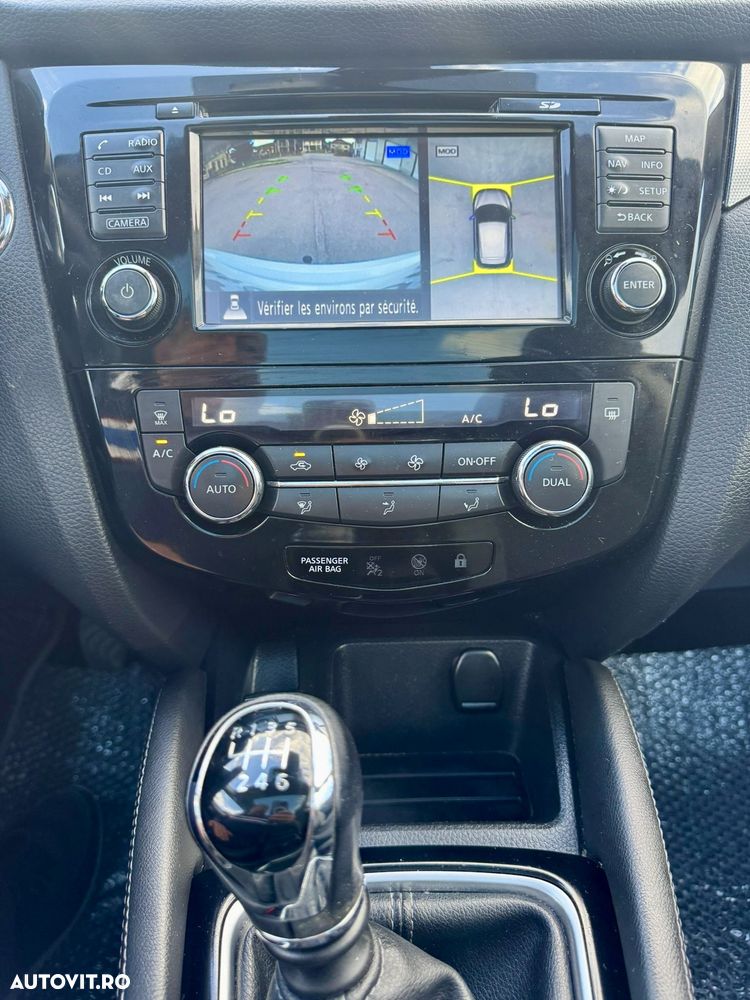 Nissan Qashqai 1.6 DCI Start/Stop Tekna - 29