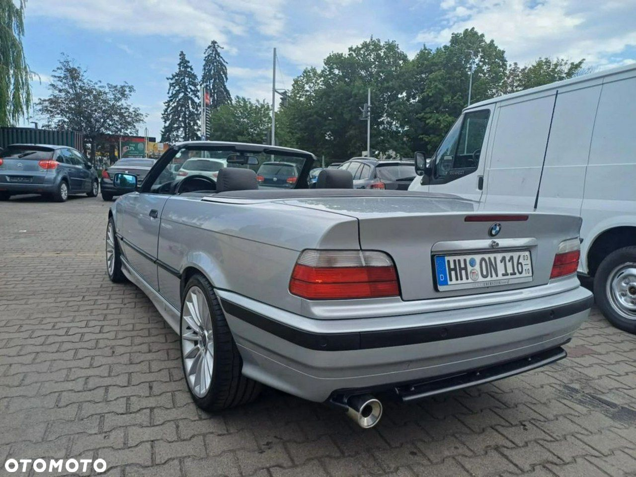 BMW Seria 3 318i Cabriolet - 4