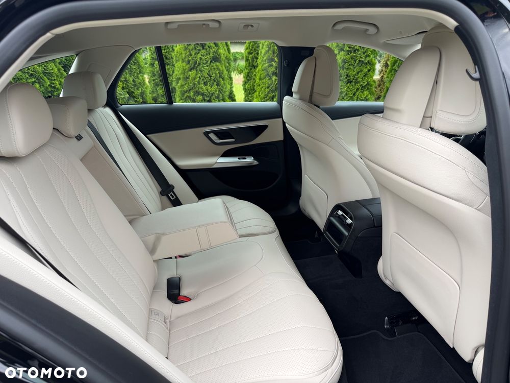 Mercedes-Benz Klasa E 300e 9G-TRONIC Edition AVANTGARDE - 15