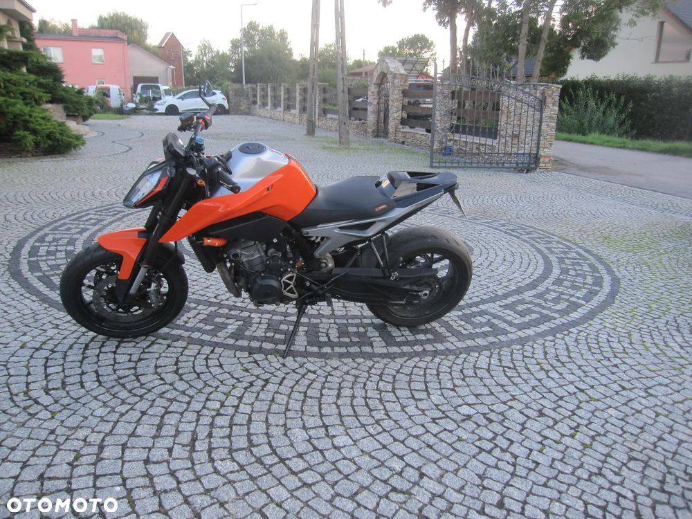 KTM Duke 790 - 5