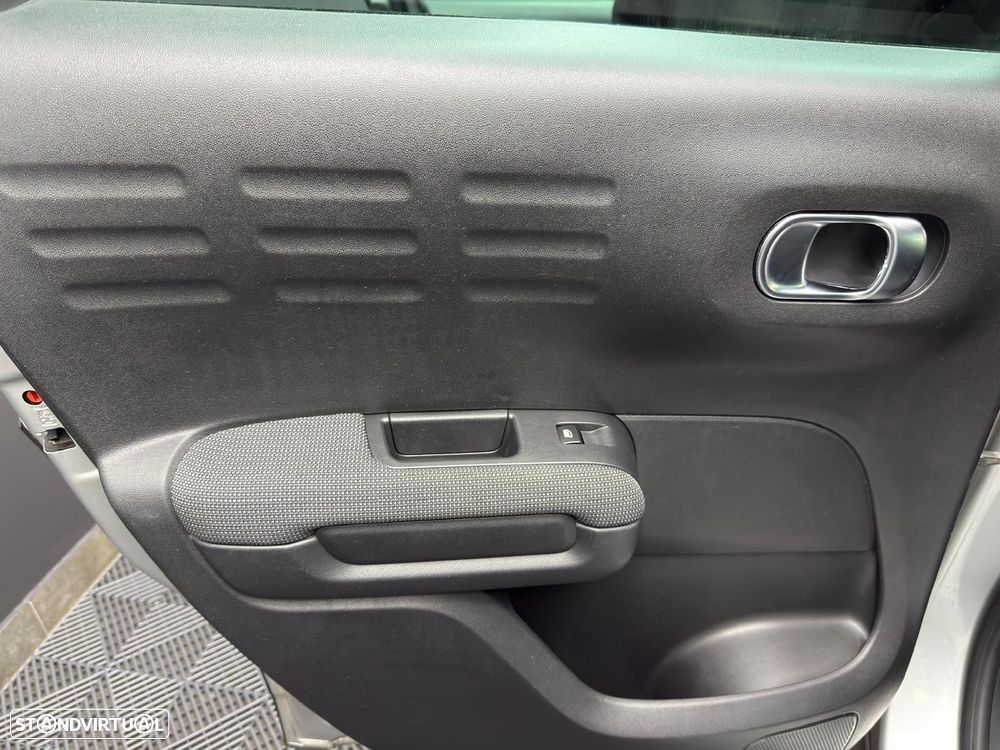 Citroën C3 Aircross 1.2 PureTech Shine - 37