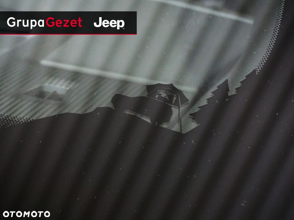 Jeep Compass - 10