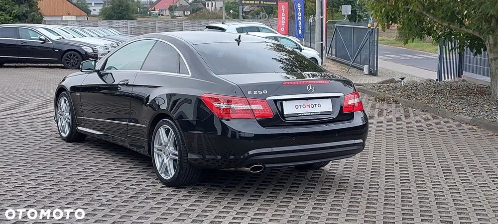 Mercedes-Benz Klasa E - 24