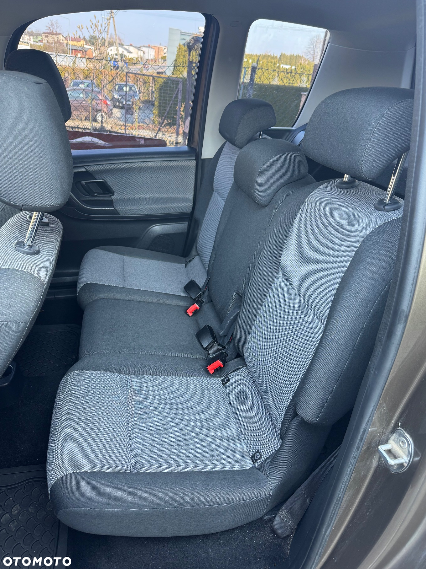 Skoda Roomster 1.4 MPI PLUS EDITION - 9