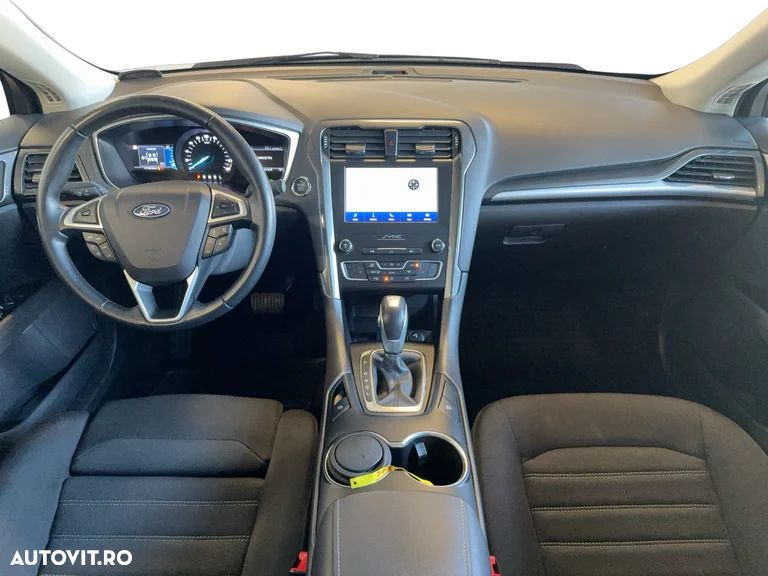 Ford Mondeo 2.0 HEV Trend - 15