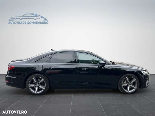 Audi A8 - 4
