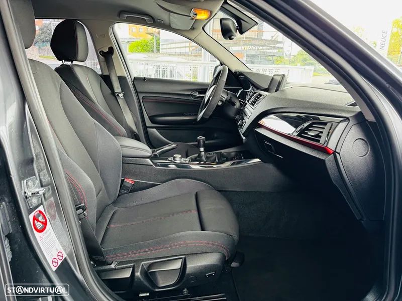 BMW 118 d Pack M - 28
