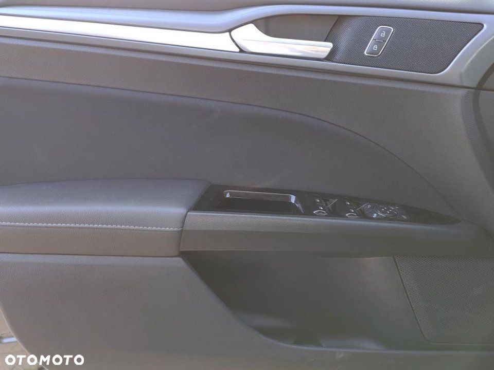 Ford Mondeo - 20