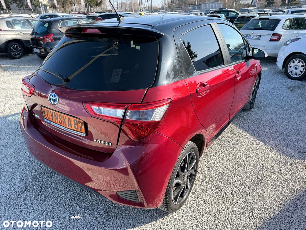 Toyota Yaris Hybrid 100 Active EU6 - 6