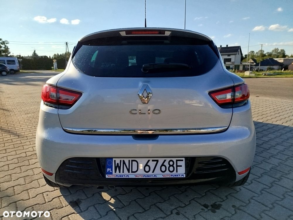 Renault Clio - 8