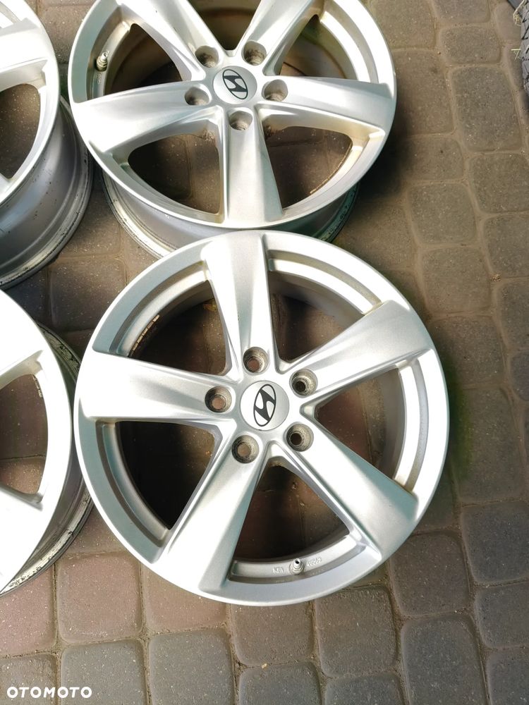 ALUFELGI HYUNDAI - 7Jx16 ET40 5x114.3 - 4