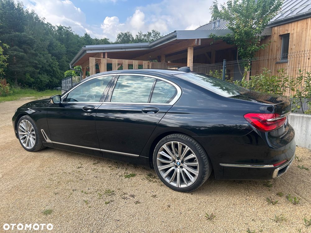BMW Seria 7 740d xDrive - 2
