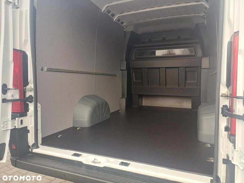 Toyota Proace Max - 12