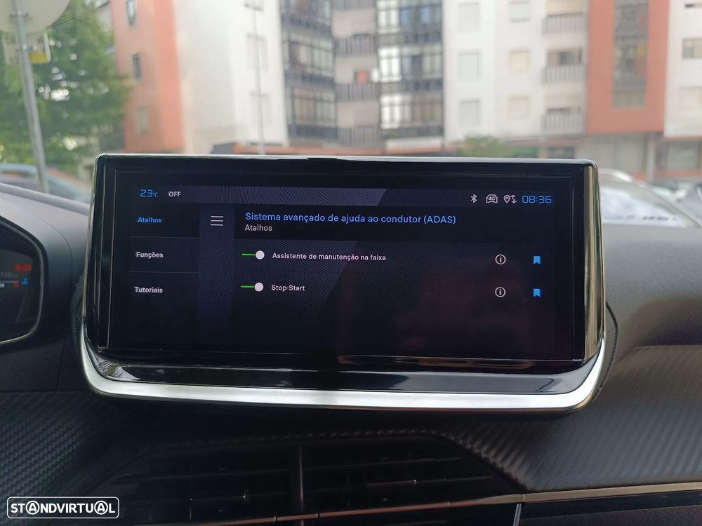 Peugeot 2008 1.2 PureTech Allure Pack - 43