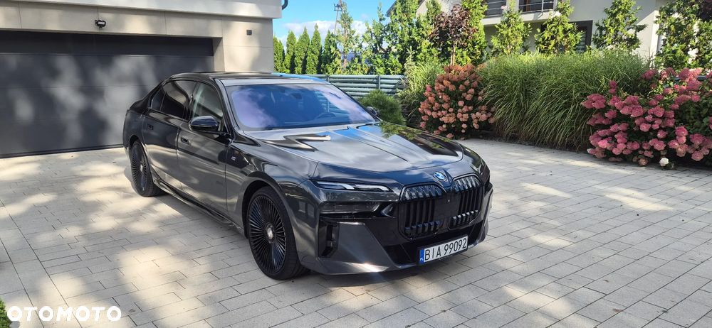 BMW Seria 7 - 28