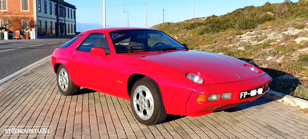 Porsche 928 - 1