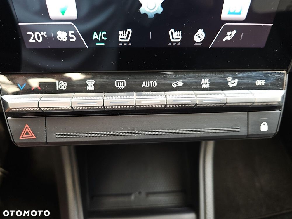 Renault Captur - 27