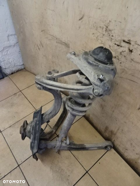 Zwrotnica Mcperson prawy przód A6 S6 C6 4F 5.2 FSI - 3