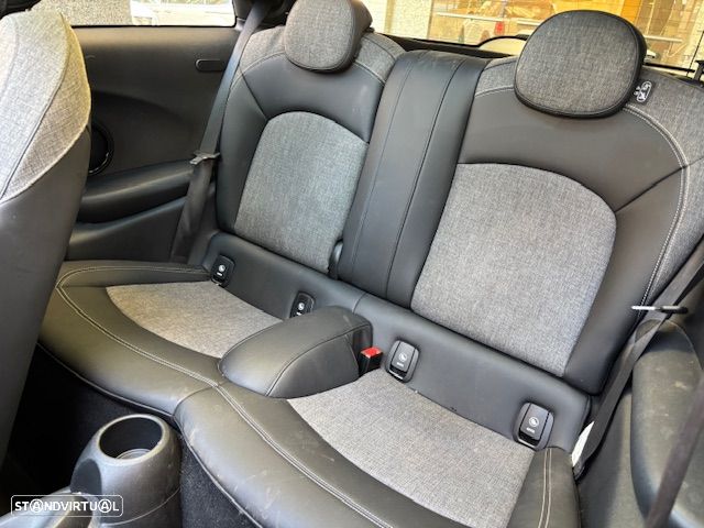 MINI 3 Portas One Sport Edition - 22