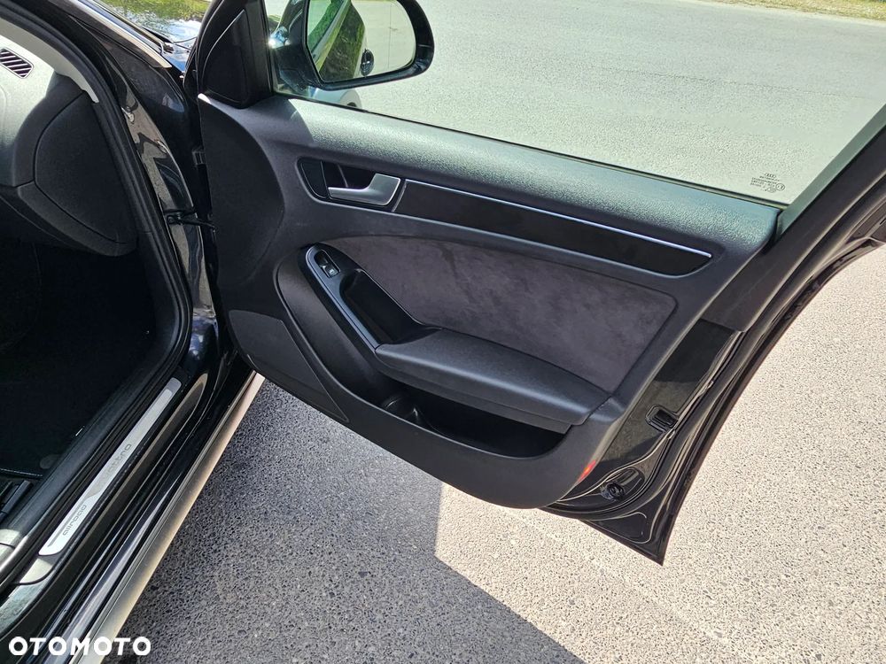 Audi A4 Avant 2.0 TFSI quattro Ambiente - 18