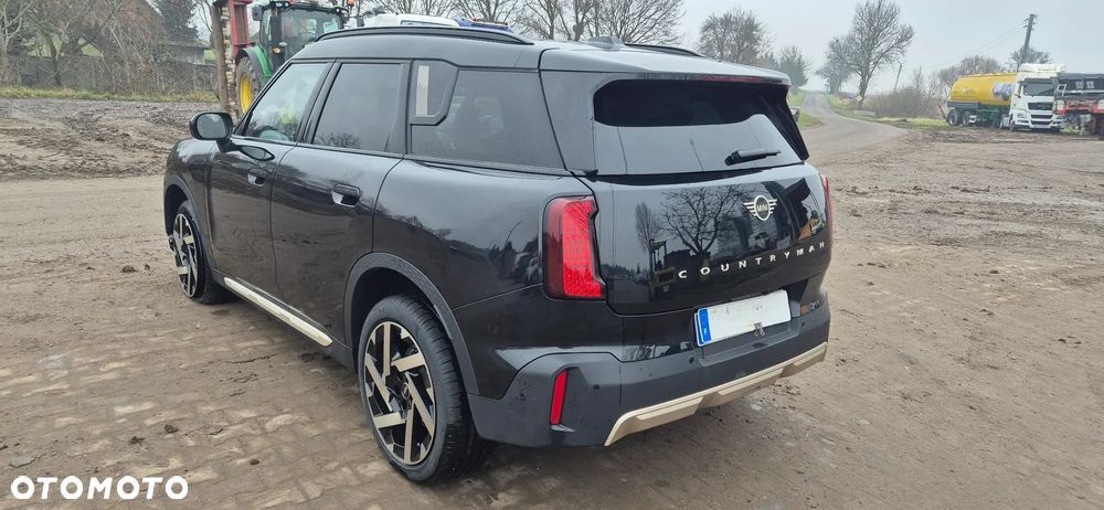 MINI Countryman C mHEV Blackyard - 14