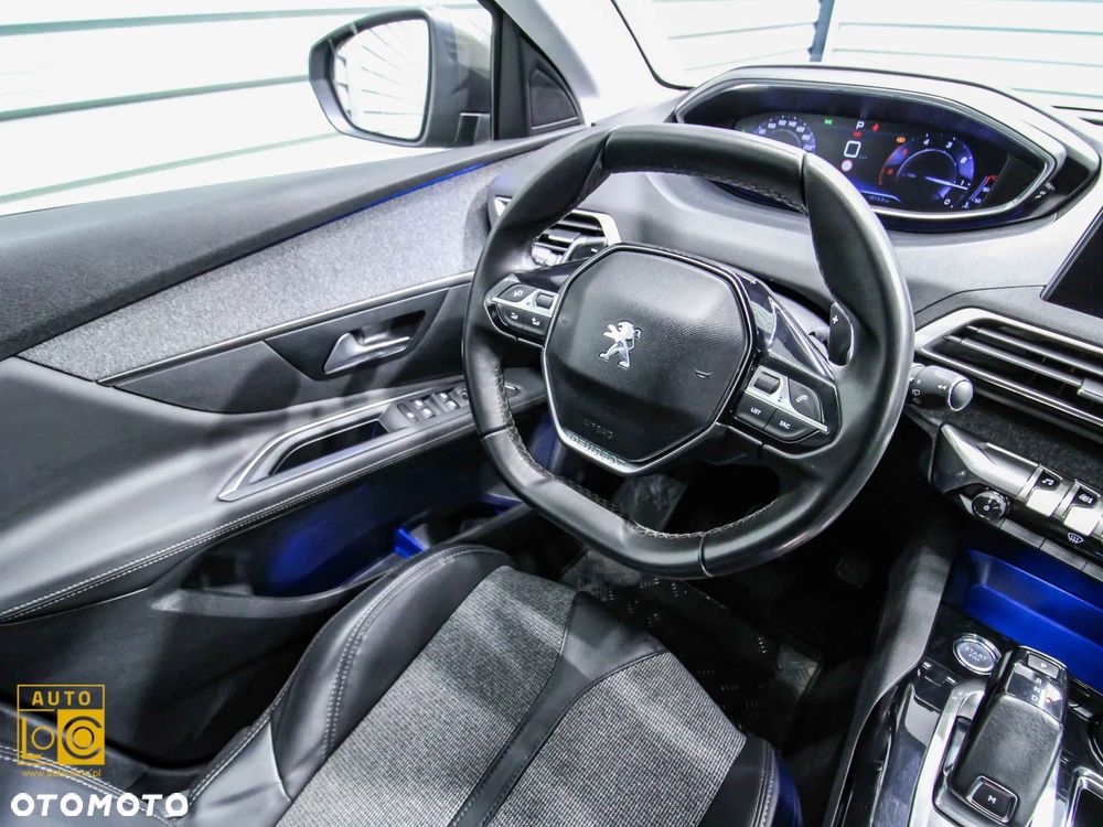 Peugeot 3008 1.6 BlueHDi Allure S&S EAT6 - 29