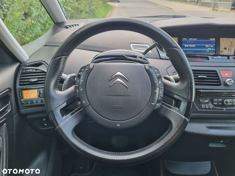 Citroën C4 Picasso 1.6 e-HDi FAP EGS6 Exclusive - 16