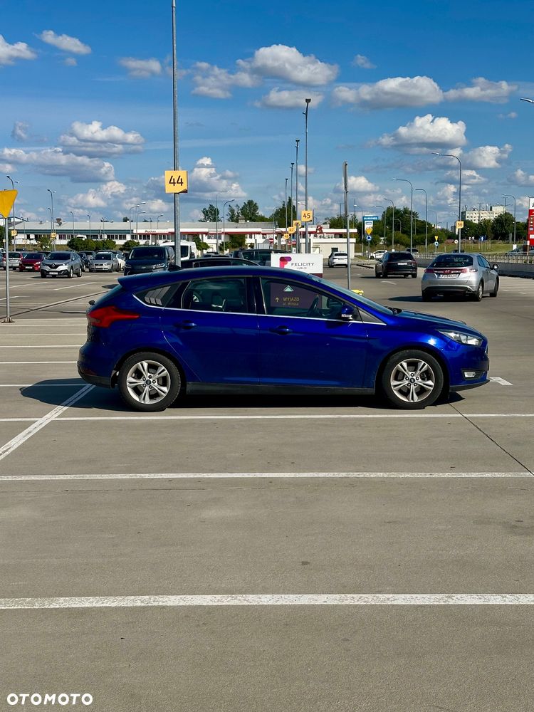 Ford Focus 1.0 EcoBoost Trend Sport - 3