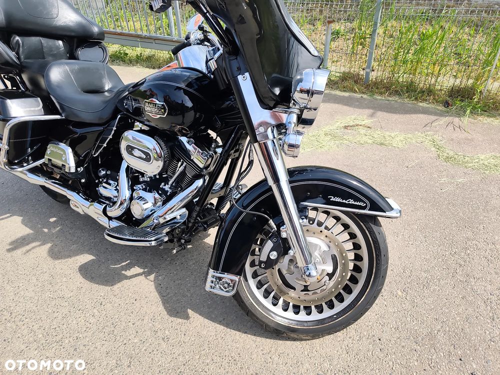 Harley-Davidson FLHTCU Ultra - 26