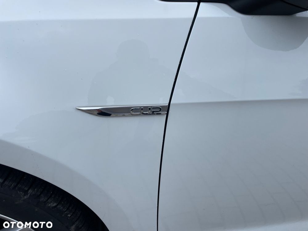 Volkswagen Golf 1.6 TDI BlueMotion Technology Cup - 14
